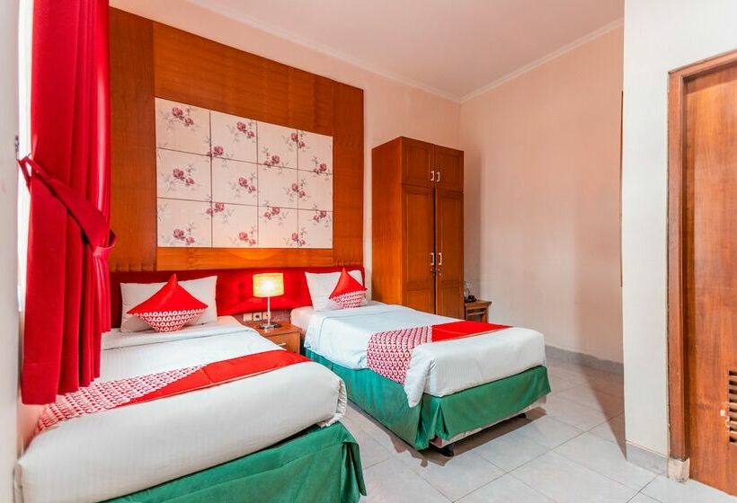 Graha Technopark Hotel By Oyo Rooms