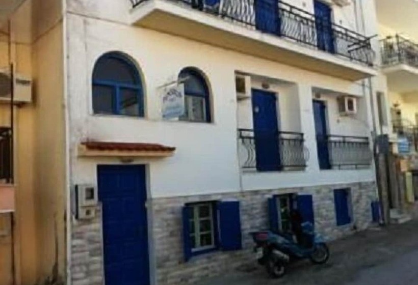 בית מלון כפרי Angela   Zoi Rooms