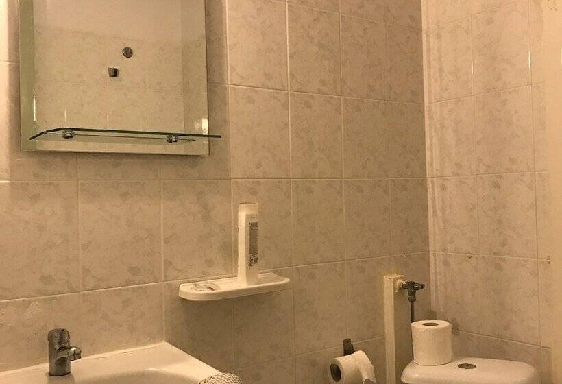 בית מלון כפרי Angela   Zoi Rooms