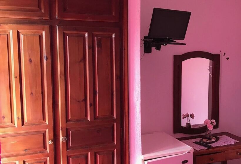 בית מלון כפרי Angela   Zoi Rooms