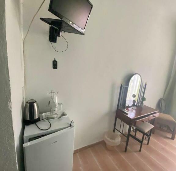 בית מלון כפרי Angela   Zoi Rooms