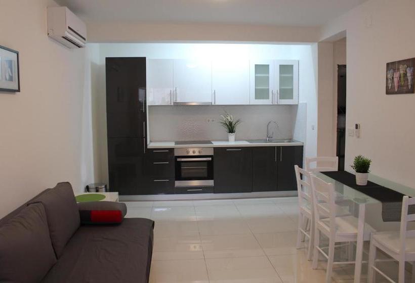 酒店 Apartments Orhideja