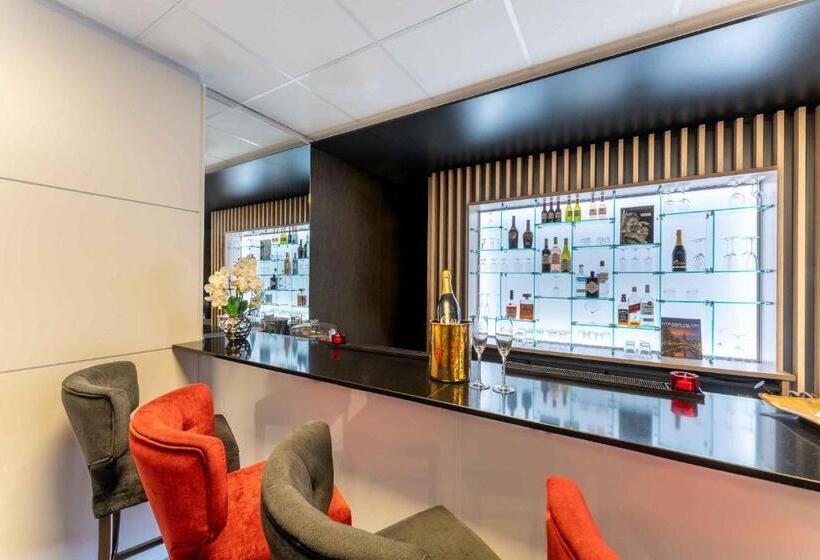 호텔 Plaza Premium Den Haag City Center