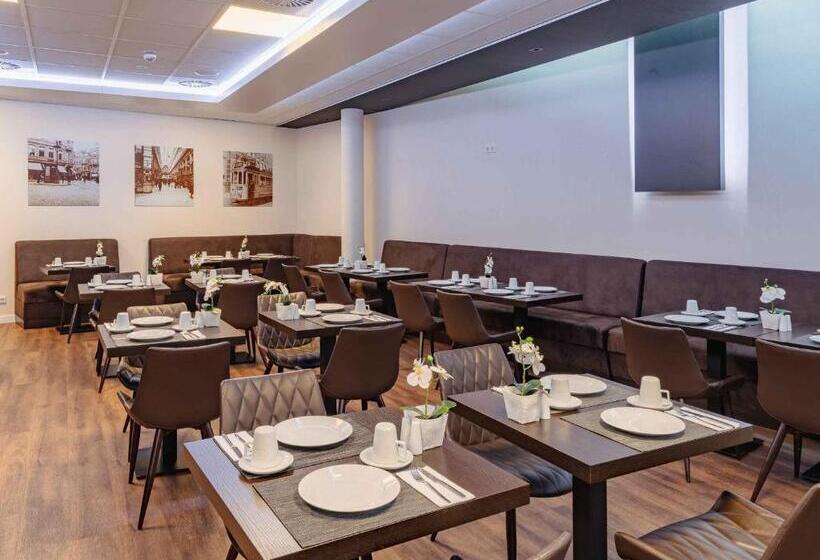 호텔 Plaza Premium Den Haag City Center