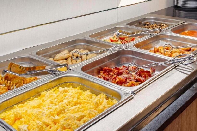 호텔 Plaza Premium Den Haag City Center