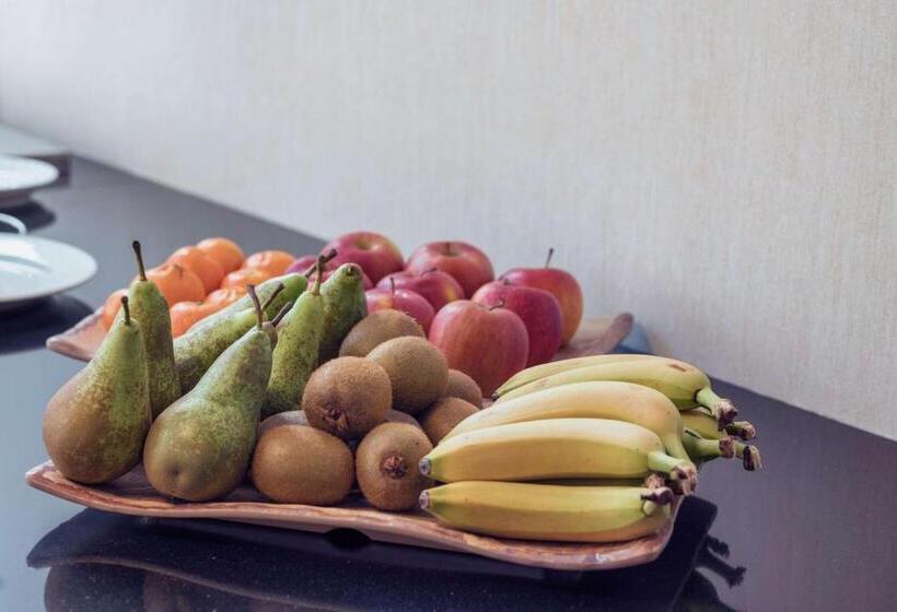 호텔 Plaza Premium Den Haag City Center