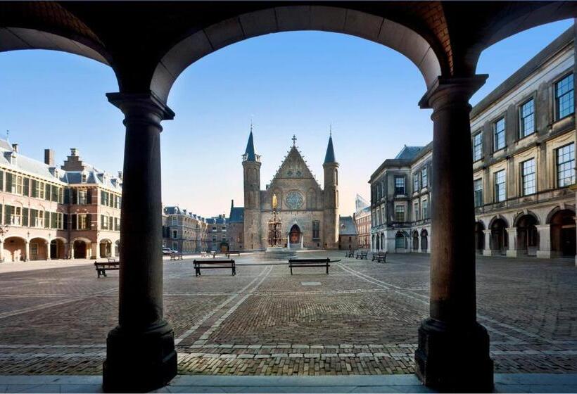 호텔 Plaza Premium Den Haag City Center