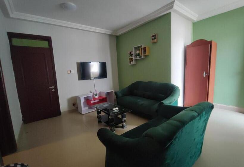 هتل Ellisa Hospitality And