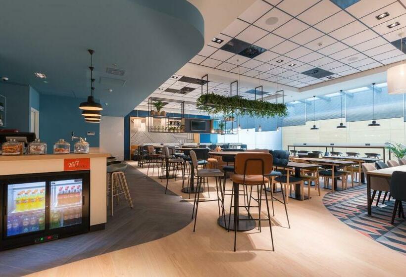 בית מלון כפרי Hampton By Hilton Utrecht Central Station