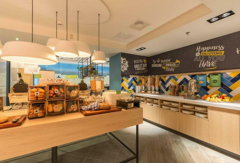 בית מלון כפרי Hampton By Hilton Utrecht Central Station