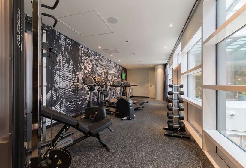 בית מלון כפרי Hampton By Hilton Utrecht Central Station