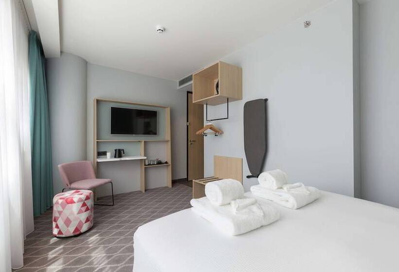 هتل Hampton By Hilton Utrecht Central Station