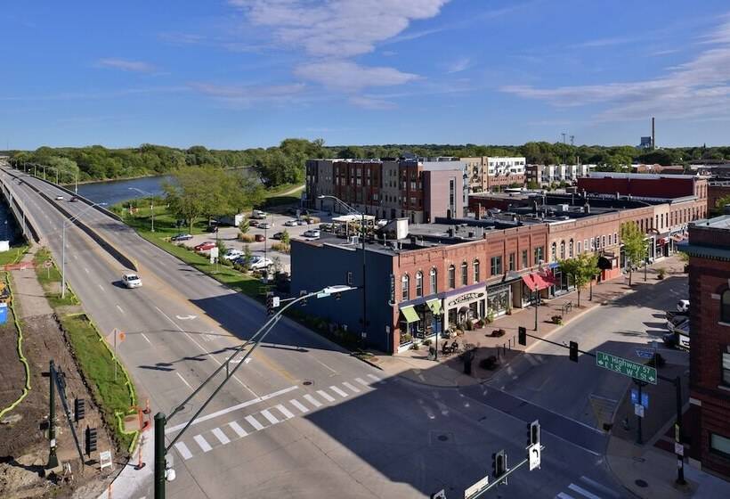 فندق Hampton Inn Cedar Falls Downtown