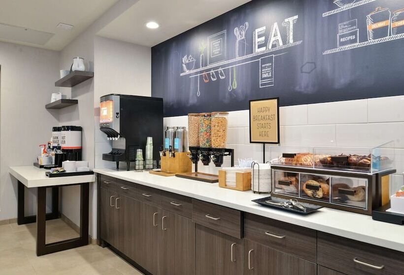 فندق Hampton Inn Cedar Falls Downtown