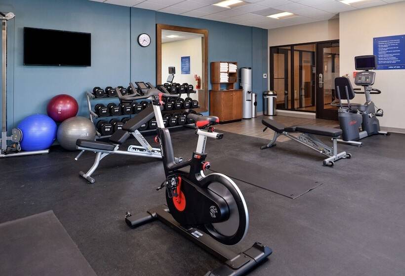 فندق Hampton Inn Cedar Falls Downtown