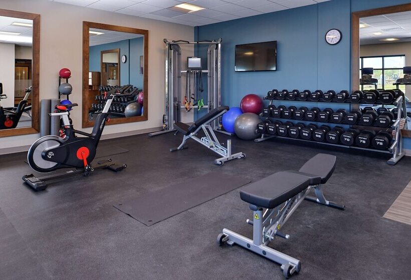 فندق Hampton Inn Cedar Falls Downtown