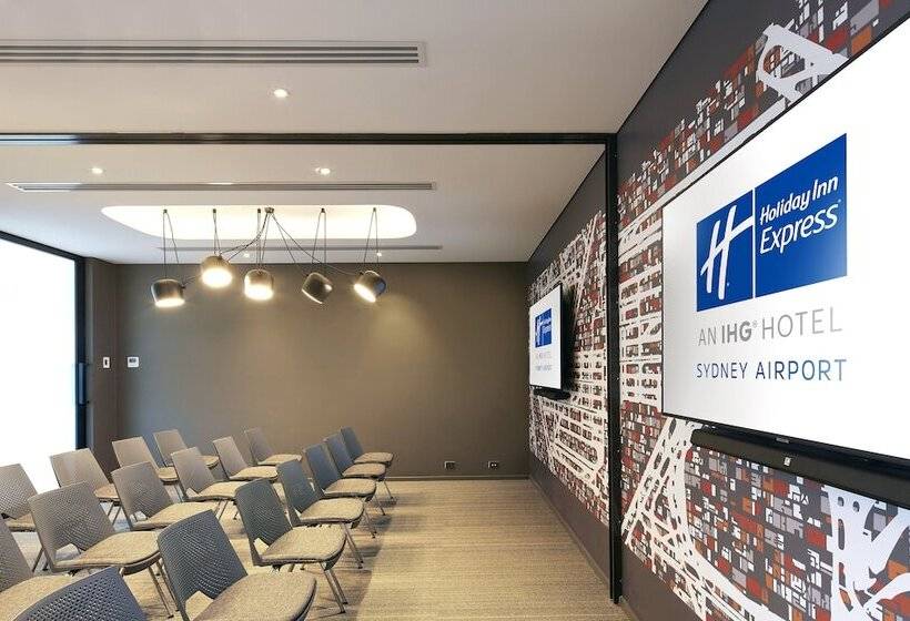 בית מלון כפרי Holiday Inn Express Sydney Airport, An Ihg
