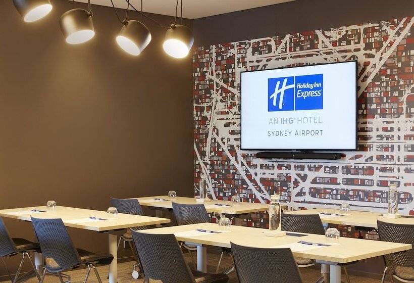 בית מלון כפרי Holiday Inn Express Sydney Airport, An Ihg