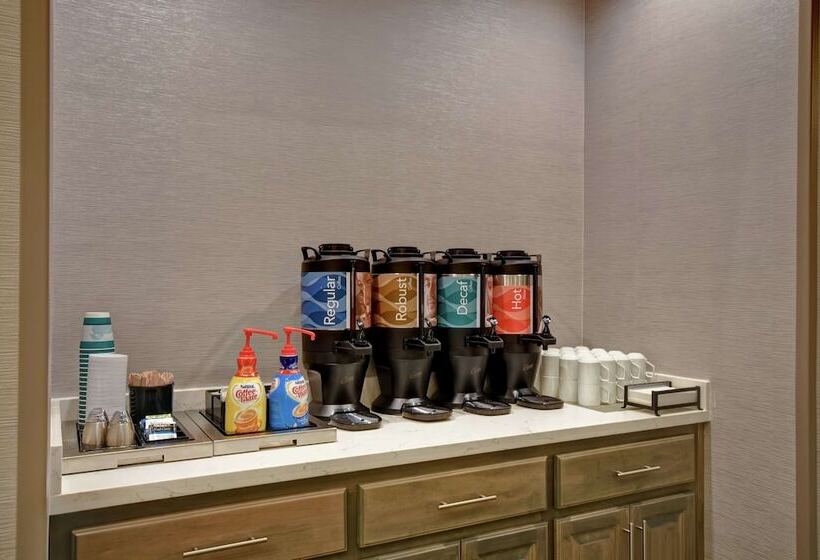 בית מלון כפרי Homewood Suites By Hilton Orange New Haven