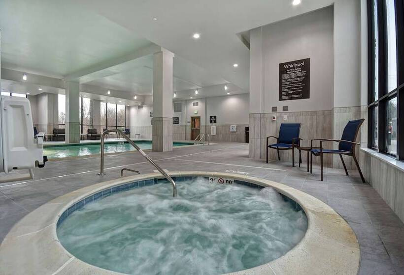 בית מלון כפרי Homewood Suites By Hilton Orange New Haven