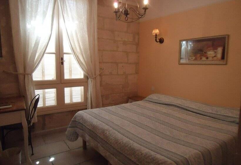 هتل Hôtel Du Palais Des Papes