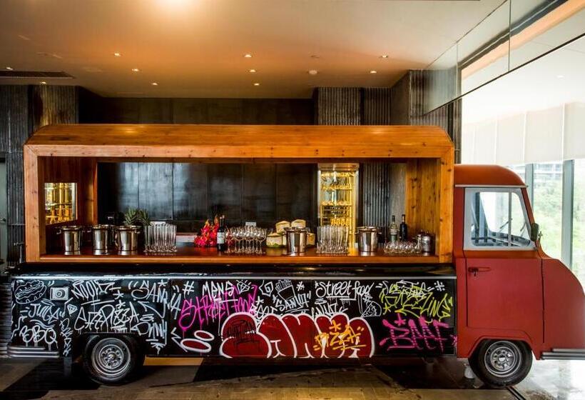 בית מלון כפרי Oakwood Apartments Sanya