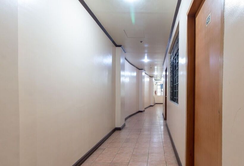 فندق Reddoorz @ Downtown Tacloban