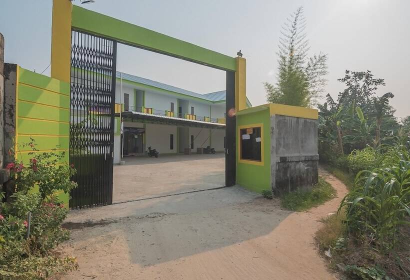 فندق Reddoorz Near Rs Harapan Bersama