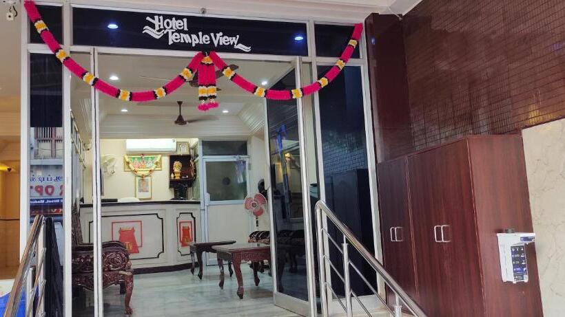 ホテル Temple View