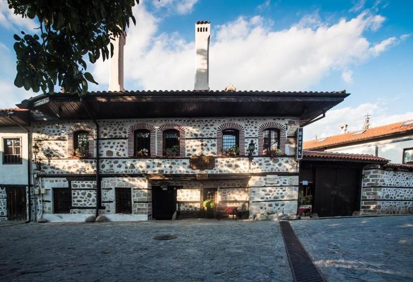 Todeva House Hotel And Tavern