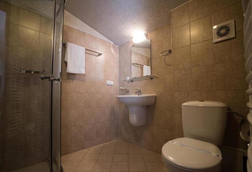 Todeva House Hotel And Tavern