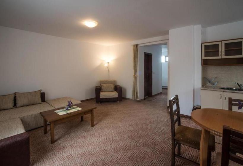 Todeva House Hotel And Tavern