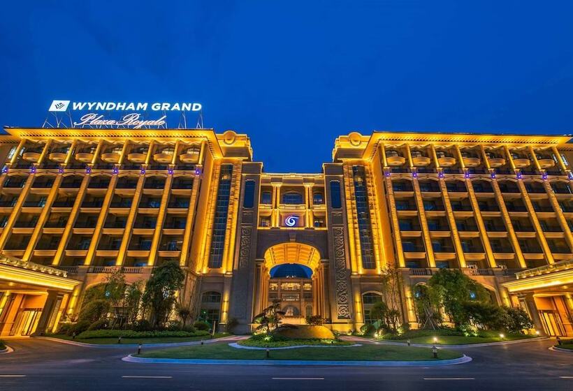 فندق Wyndham Grand Plaza Royale Kaicheng Anji