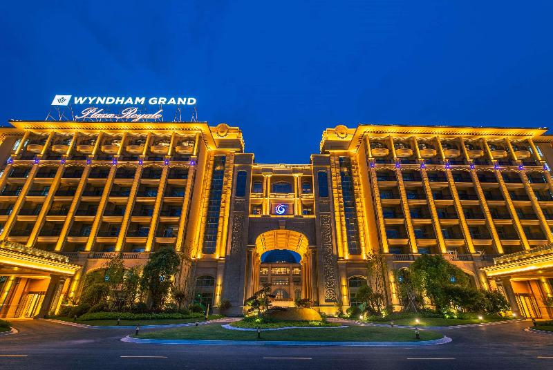فندق Wyndham Grand Plaza Royale Kaicheng Anji
