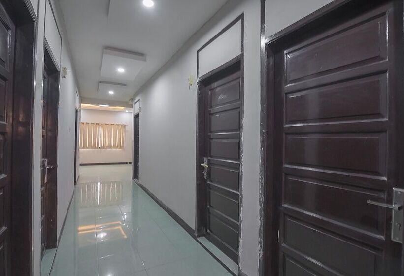 膳宿费 Reddoorz @ Kiaracondong