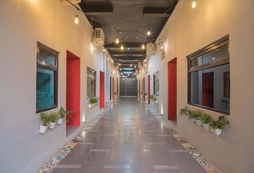 膳宿费 Reddoorz @ Kiaracondong