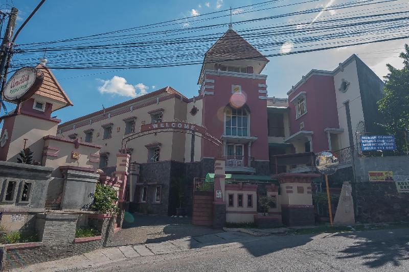 Пансион Reddoorz Near Setrasari Mall 2