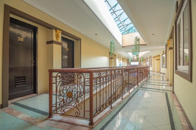 Пансион Reddoorz Near Setrasari Mall 2