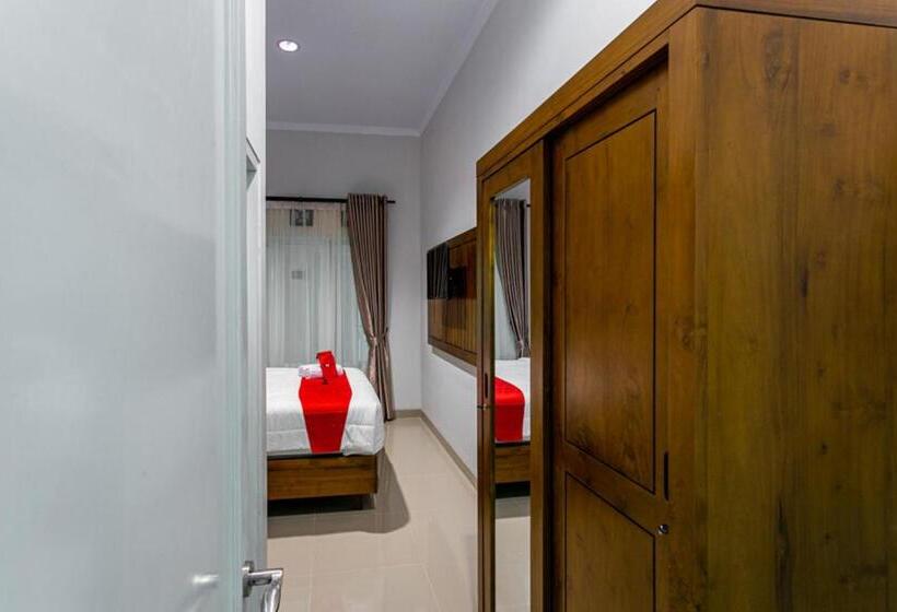 Пансион Reddoorz Near Universitas Muhammadiyah Yogyakarta