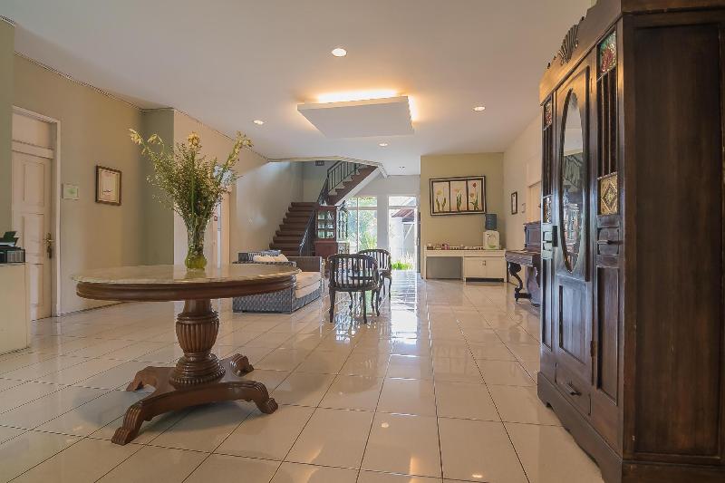 膳宿费 Reddoorz Near Upi Setiabudi 2