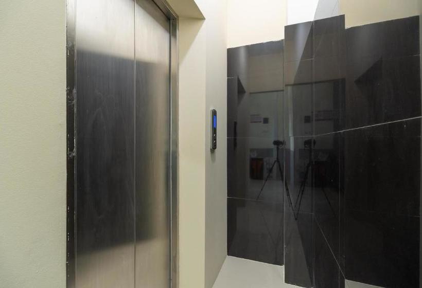 膳宿费 Reddoorz @ Pasar Baru 2