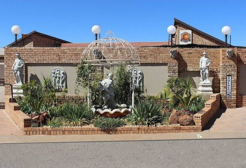 פנסיון Romans Rest Guest House