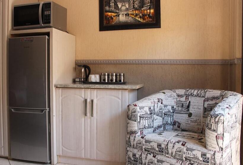 פנסיון Romans Rest Guest House