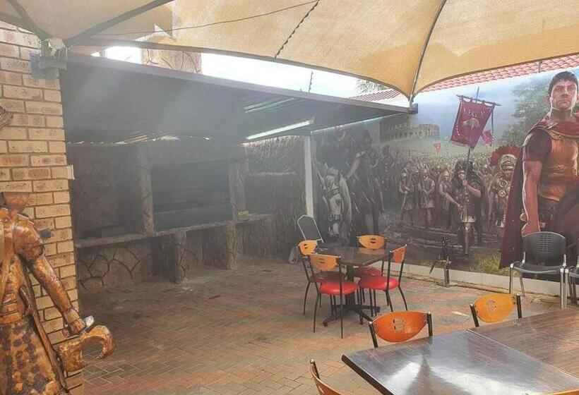 פנסיון Romans Rest Guest House