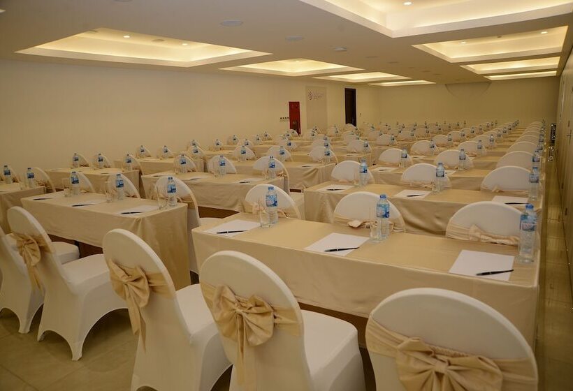 Westlake Hotel & Resort Vinh Phuc