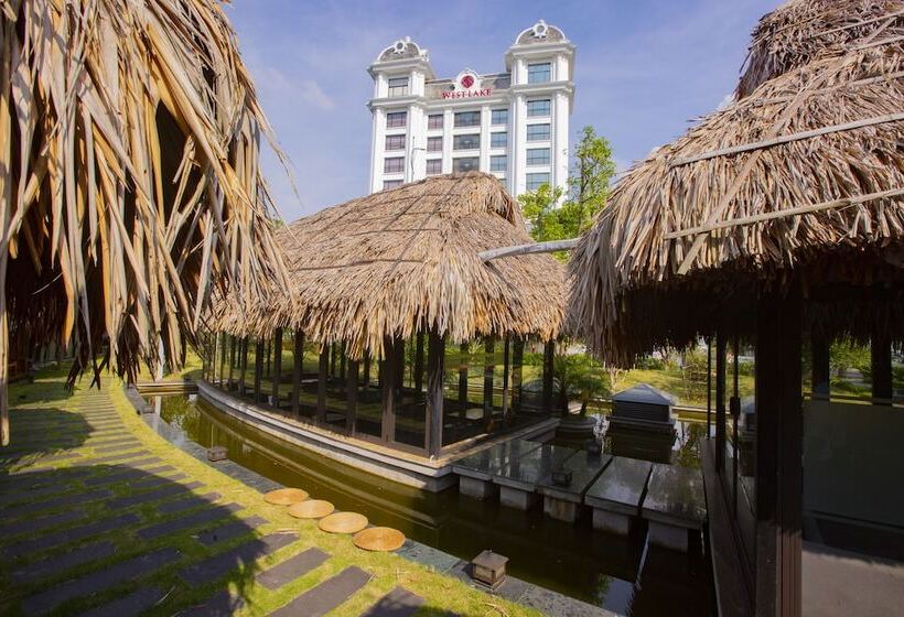 Westlake Hotel & Resort Vinh Phuc