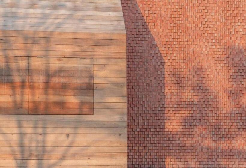 ホテル Baan Pomphet