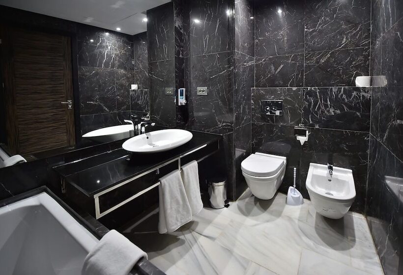 هتل Le Yacht Suites