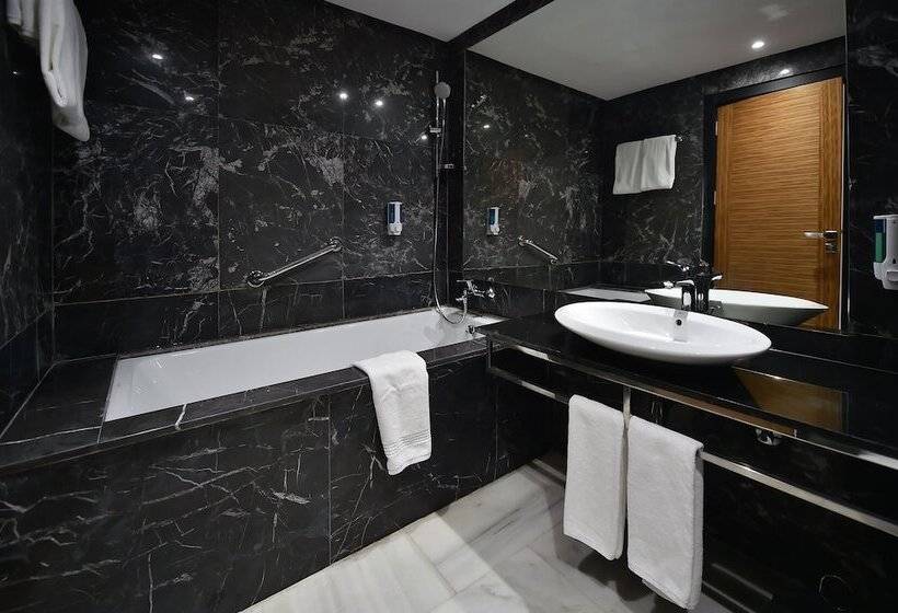 هتل Le Yacht Suites