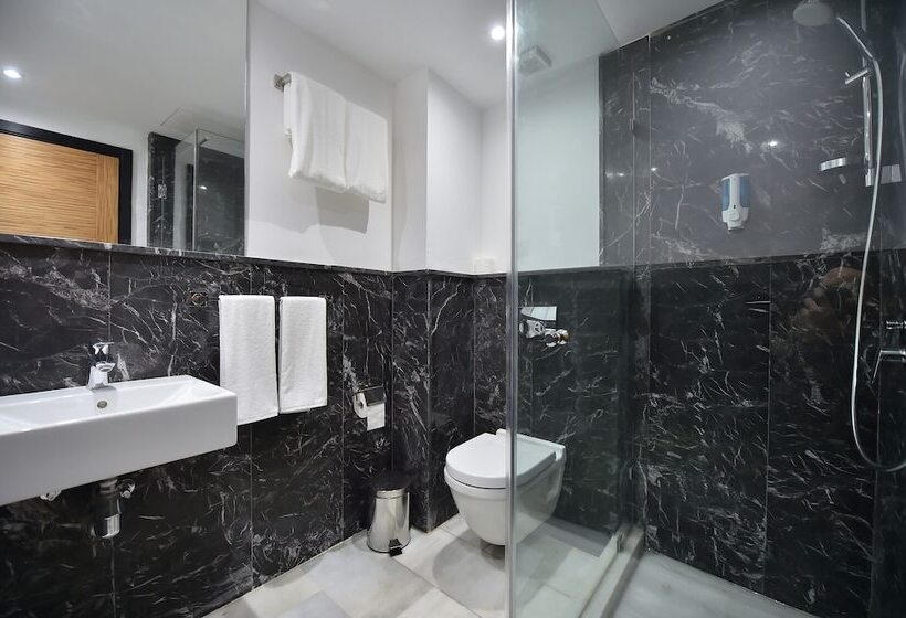 هتل Le Yacht Suites